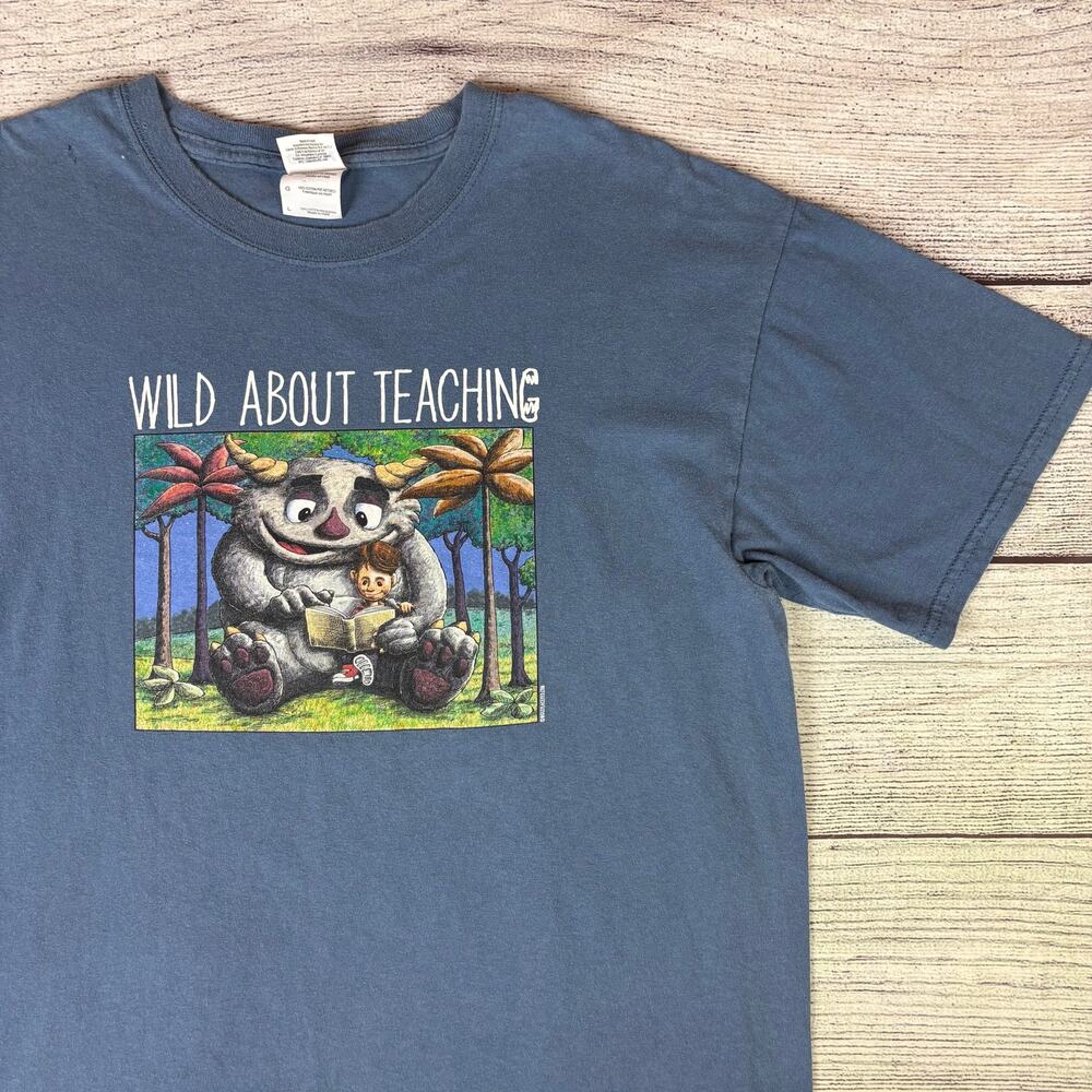 2000s Where The Wild Things Are "Wild About Teaching" T-shirt